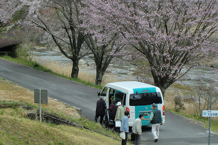ym150413-12